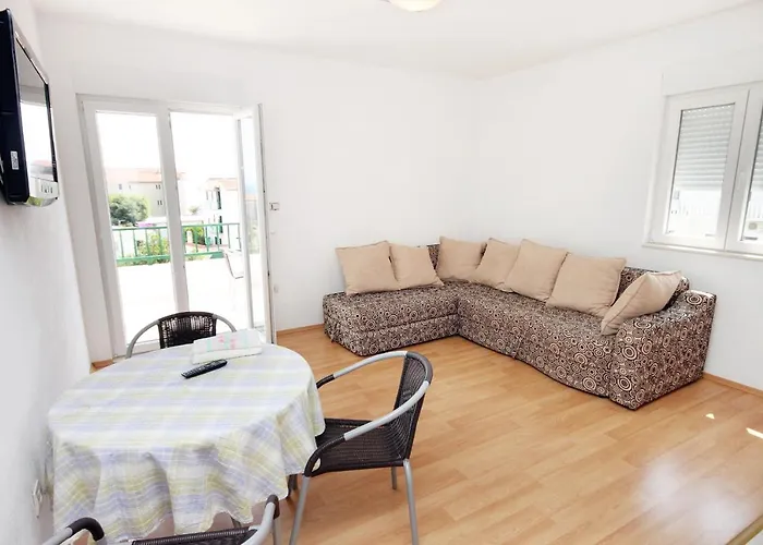 By The Sea Donja Vala, Makarska - 6701 * درفينيك