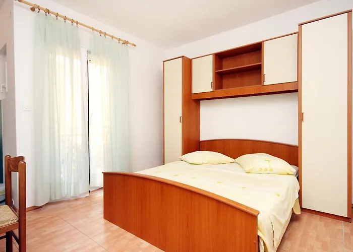 By The Sea Donja Vala, Makarska - 6701 * درفينيك