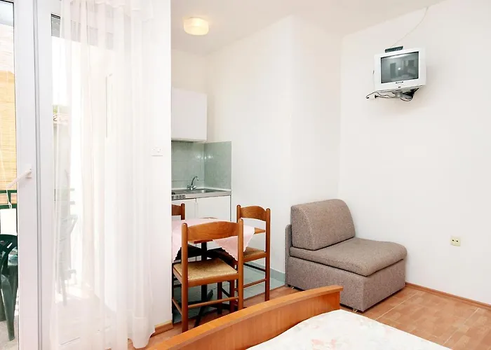 By The Sea Donja Vala, Makarska - 6701 * درفينيك