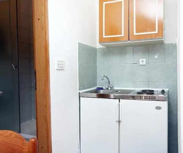 Apartment Apartments By The Sea Drvenik Donja Vala, Makarska - 6701 Drvenik (Split-Dalmatia)